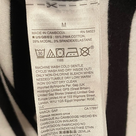 Gap dress black and white strip size medium - Picture 8 of 8